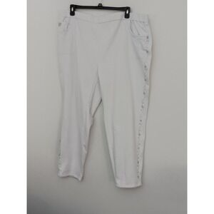 Dream Jeannes Women's Size 3X White Pullon Beaded Heart Beaded Sides Pre-owned